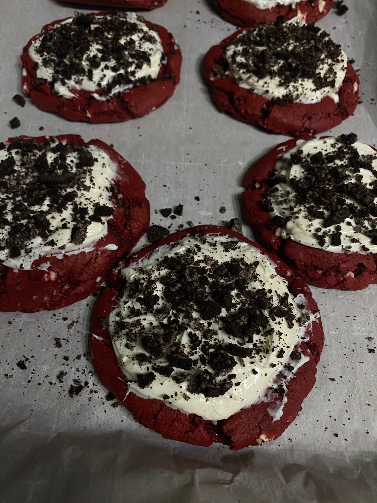 𝐑𝐞𝐝 𝐕𝐞𝐥𝐯𝐞𝐭 𝐎𝐫𝐞𝐨