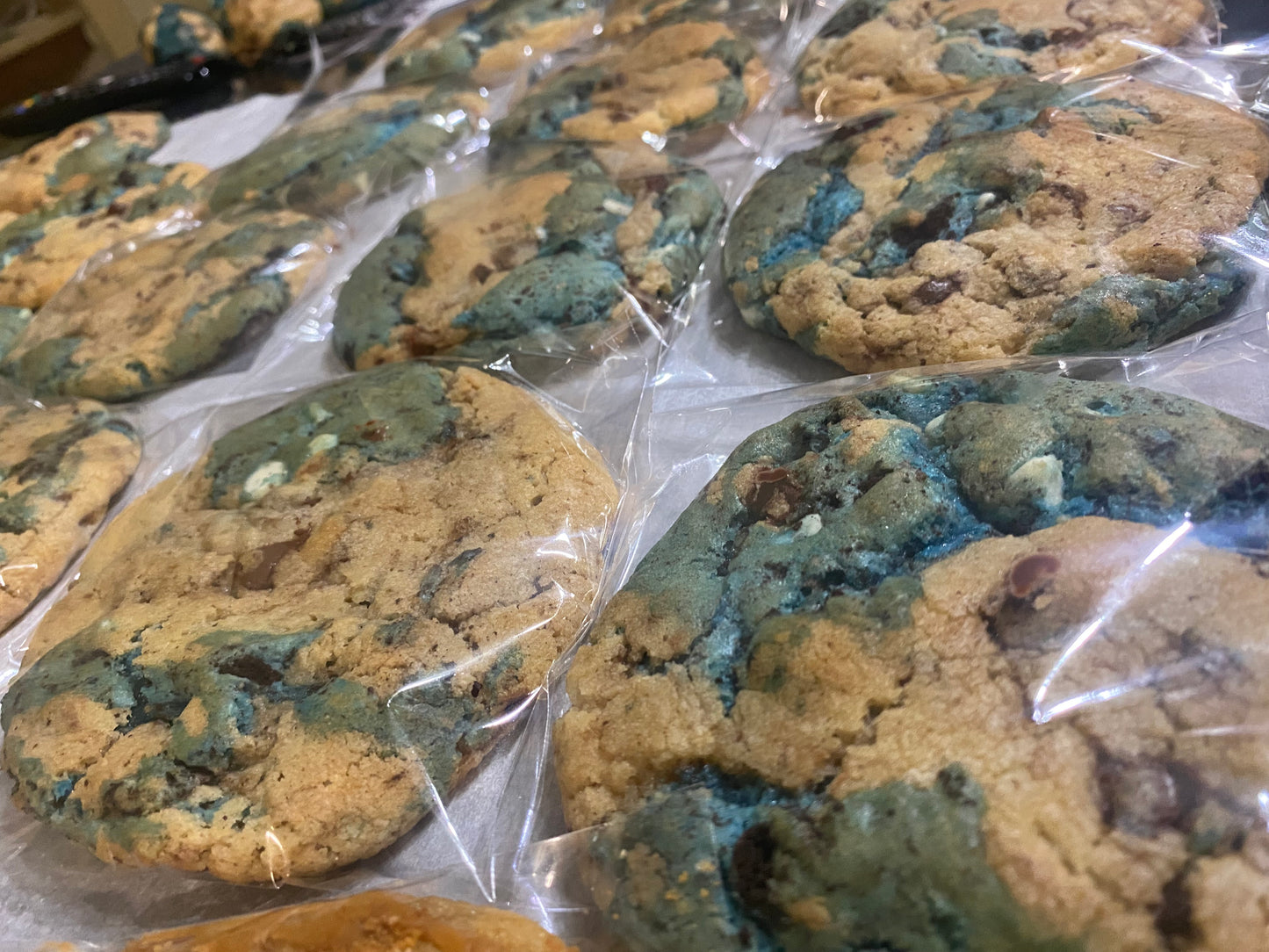 𝐌𝐨𝐧𝐬𝐭𝐞𝐫 𝐂𝐨𝐨𝐤𝐢𝐞