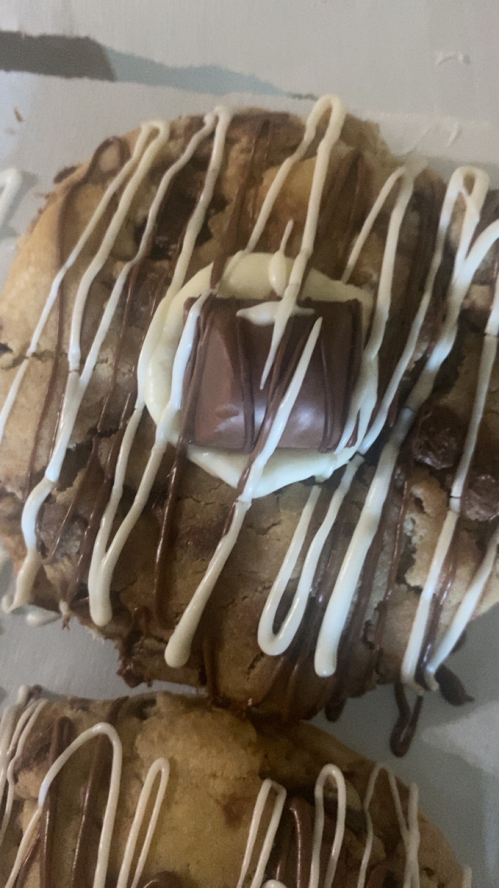 𝐊𝐢𝐧𝐝𝐞𝐫 𝐁𝐮𝐞𝐧𝐨