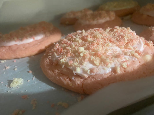 𝐒𝐭𝐫𝐚𝐰𝐛𝐞𝐫𝐫𝐲 𝐂𝐫𝐮𝐧𝐜𝐡